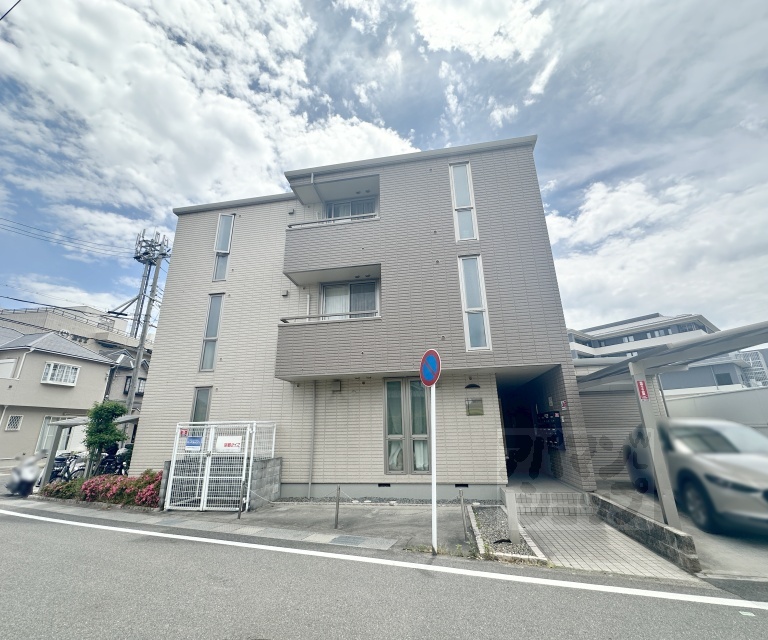 エヴァンウノエ