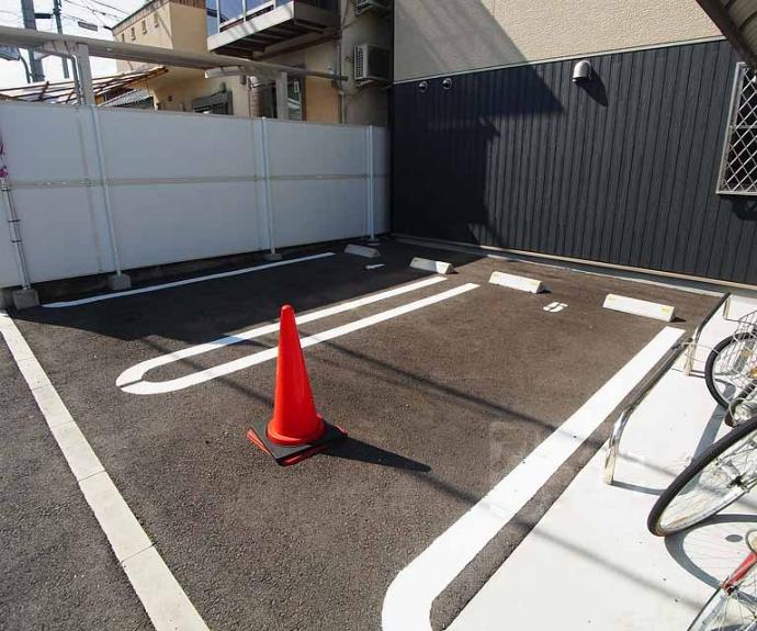 【ジュネス　モデルヌ】間取