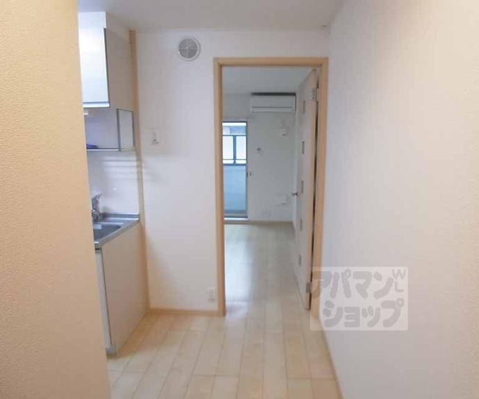 【ジュネス　モデルヌ】間取