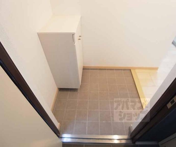 【ジュネス　モデルヌ】間取