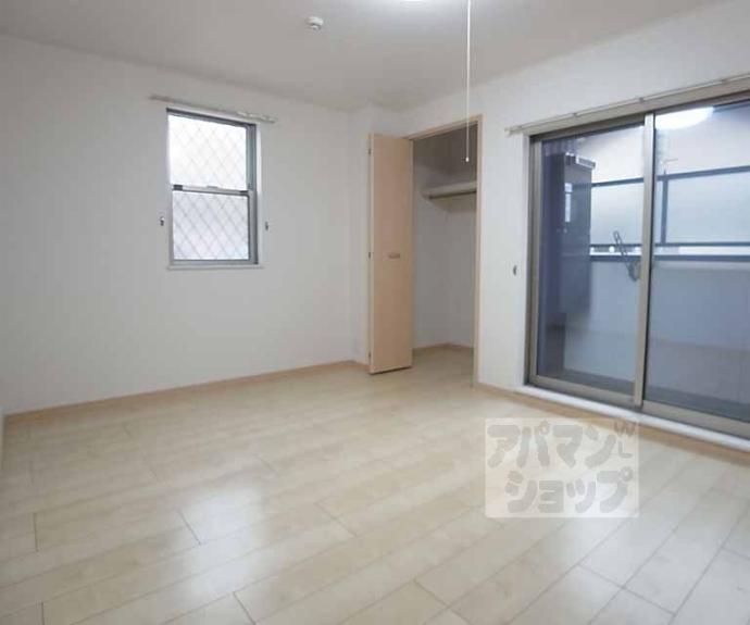 【ジュネス　モデルヌ】間取