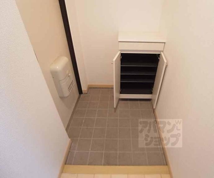 【ジュネス　モデルヌ】間取