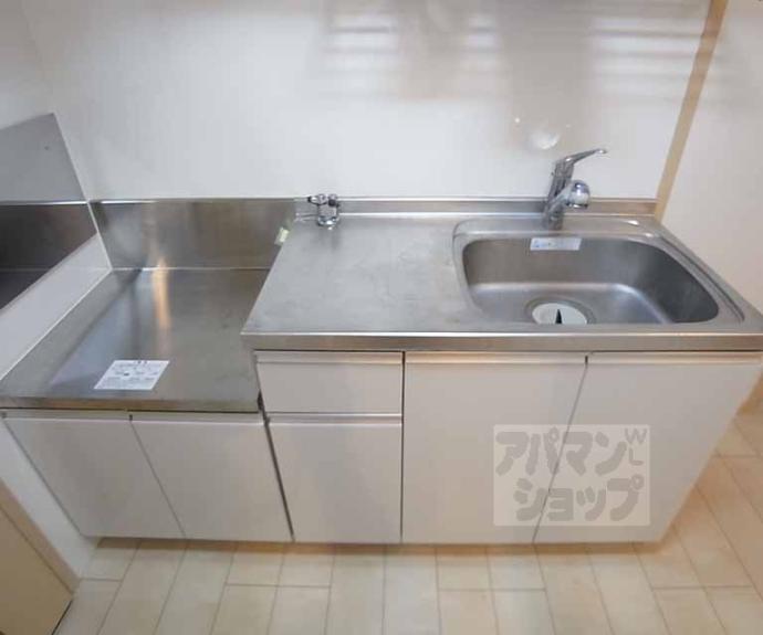 【ジュネス　モデルヌ】間取