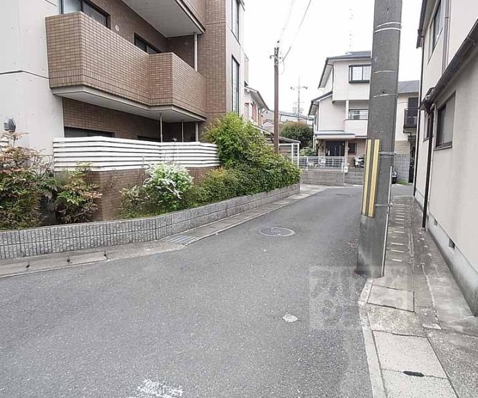 【桂芝ノ下貸家２０－１】間取