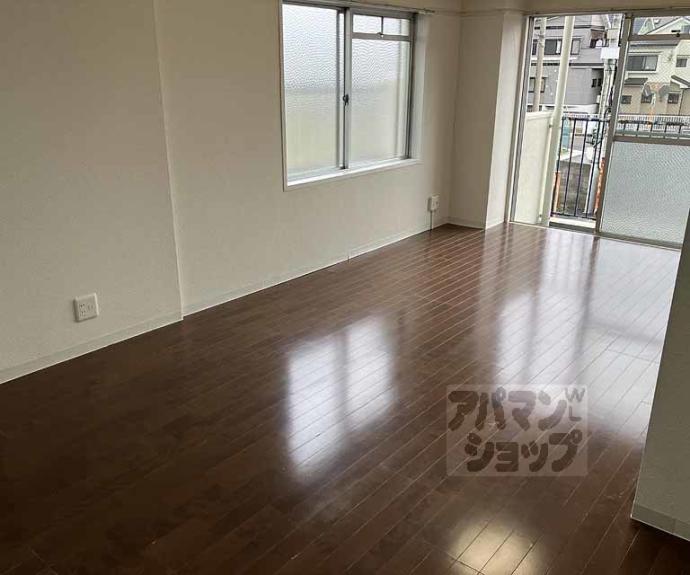 【グランド大山崎】間取