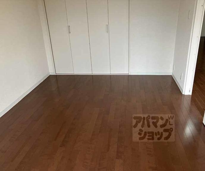 【グランド大山崎】間取