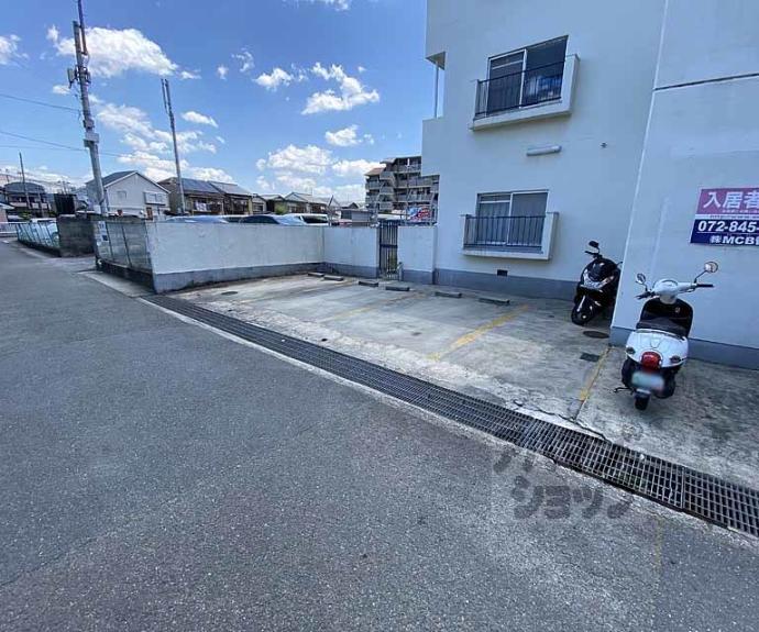 【グランド大山崎】間取