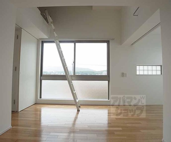 【グランベール桂７番館】間取