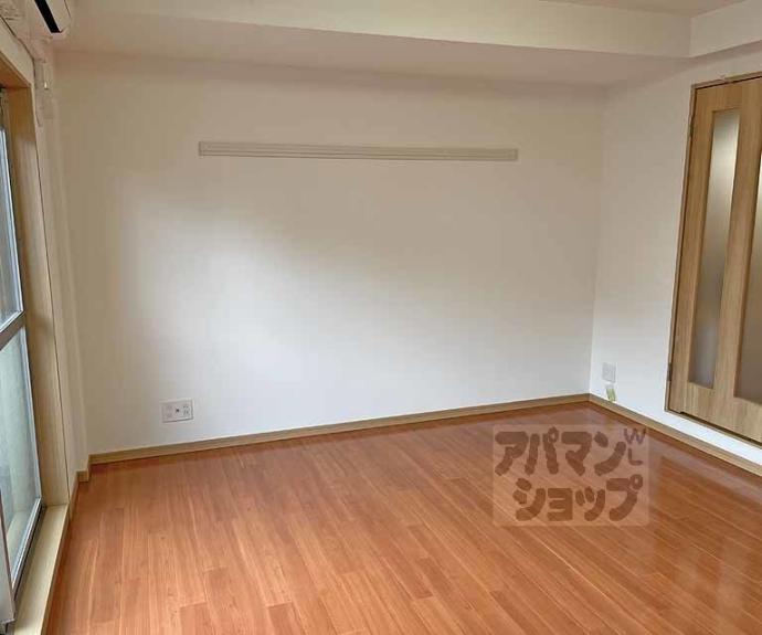 【シャルレ１３番館】間取