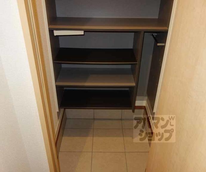 【シャーメゾンうぐいす台Ⅱ】間取