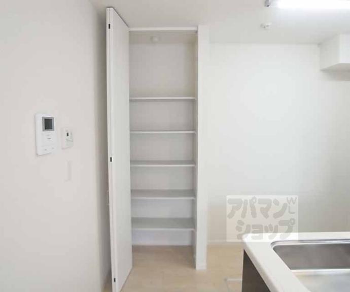 【シャーメゾンKojima】間取