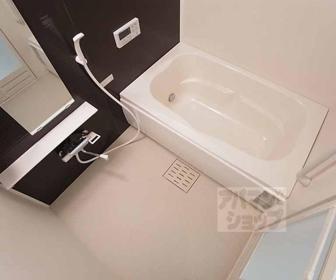 【ルーヴル円明寺】間取