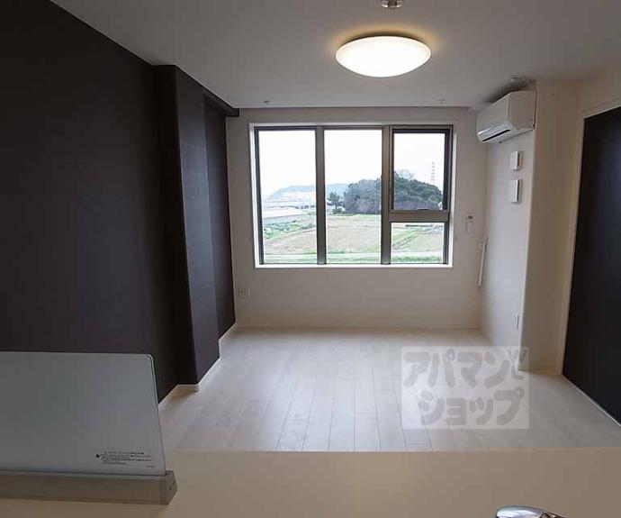 【ルーヴル円明寺】間取