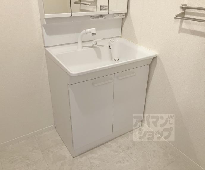 【シャーメゾン下植野】間取