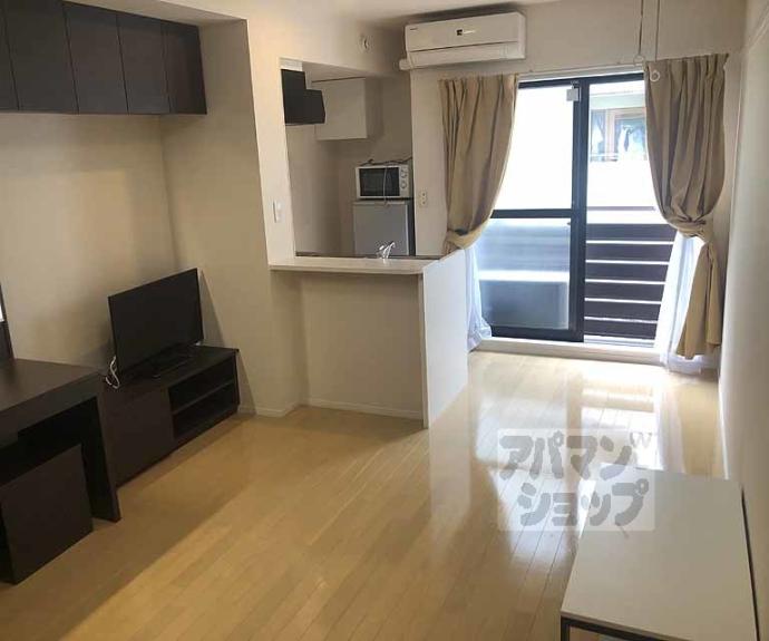 【レオネクスト西山天王山】間取