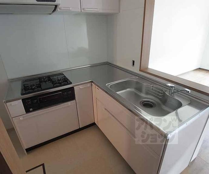 【デファーンドル長岡京】間取