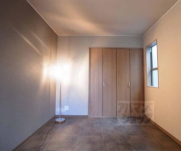 【デファーンドル長岡京】間取