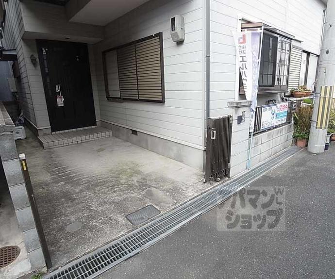 【勝竜寺二ノ坪貸家２０－１４】間取