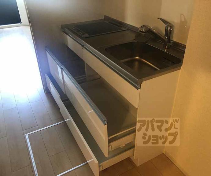 【ＷＡＴＥＲ　ＬＩＬＹ】間取