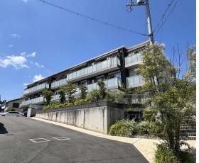 ＭＡＳＴ　ＣＯＵＲＴ　東向日：間取図