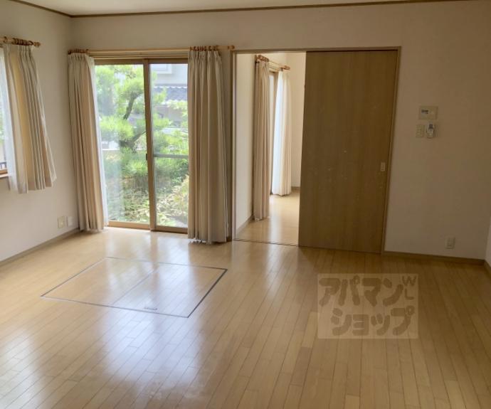 【御陵峰ヶ堂町一丁目貸家】間取