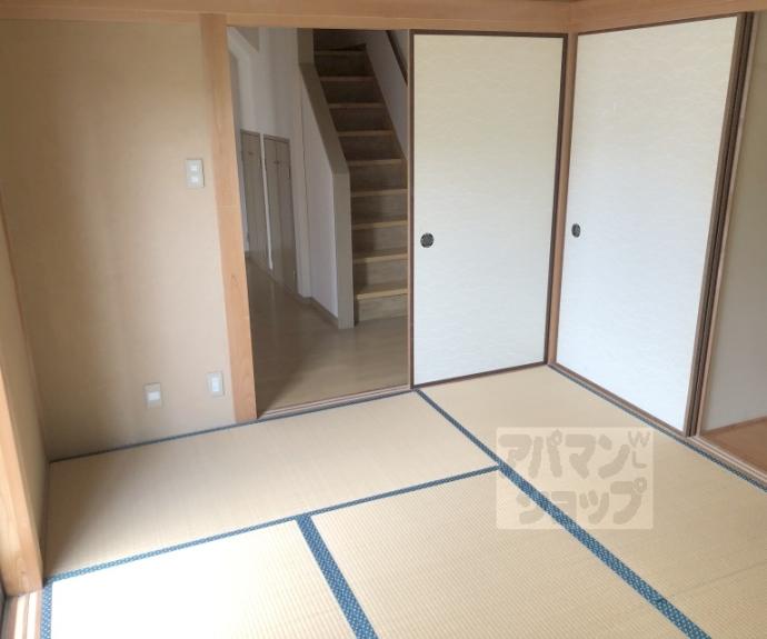 【御陵峰ヶ堂町一丁目貸家】間取