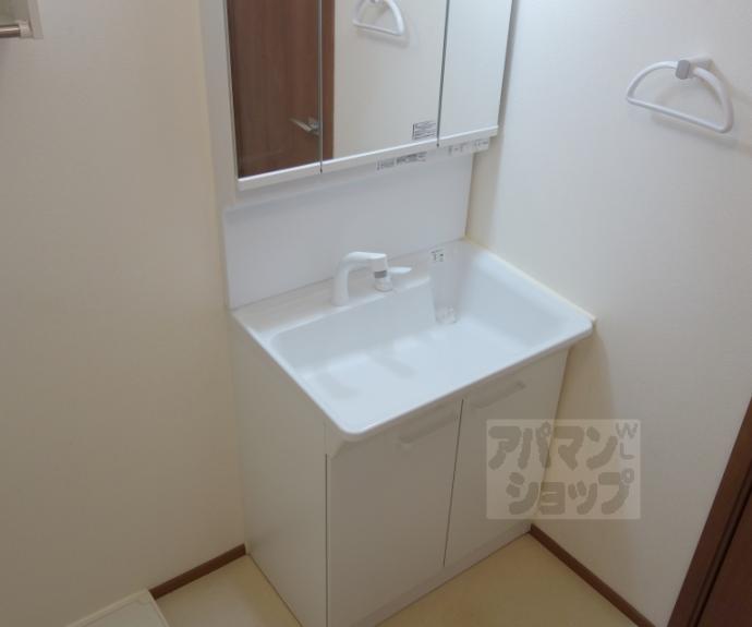 【フォレストメゾン勝竜寺】間取