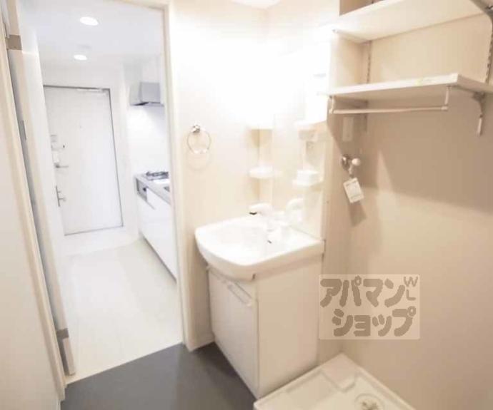 【ＯＬＤ　ＴＯＷＮ　オールドタウン】間取