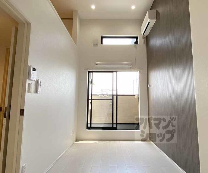 【ＯＬＤ　ＴＯＷＮ　オールドタウン】間取