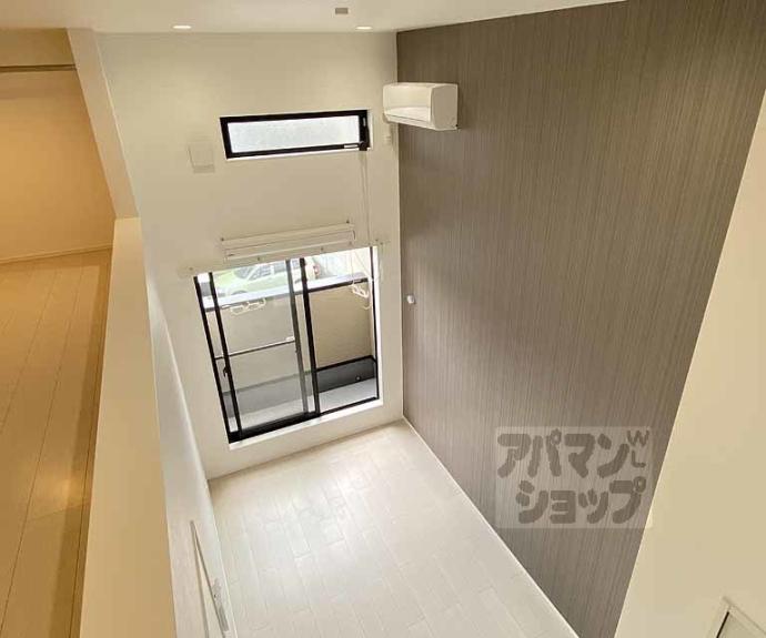 【ＯＬＤ　ＴＯＷＮ　オールドタウン】間取