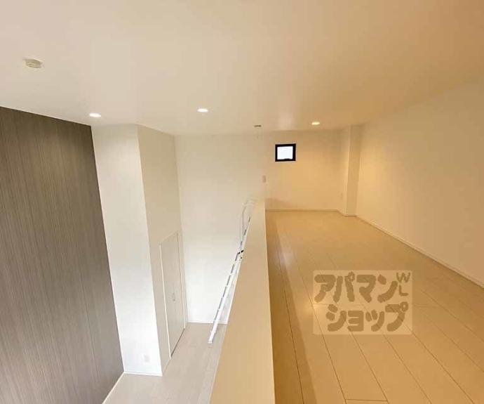 【ＯＬＤ　ＴＯＷＮ　オールドタウン】間取