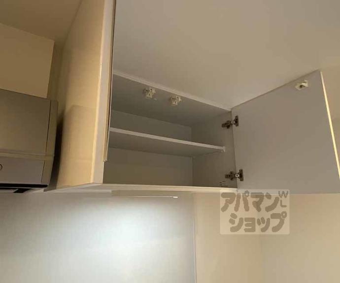 【ＯＬＤ　ＴＯＷＮ　オールドタウン】間取