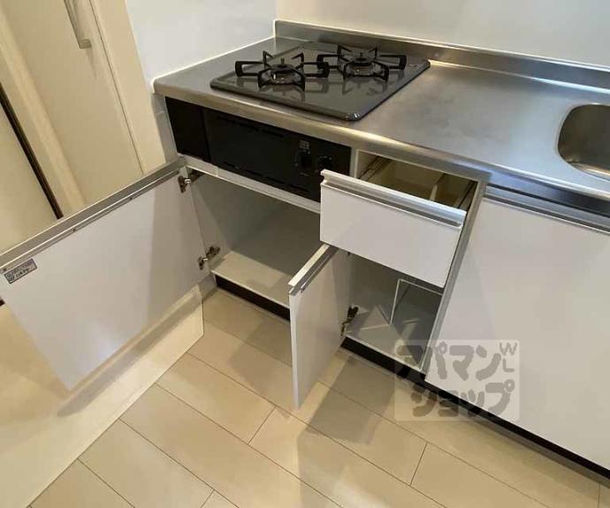 【ＯＬＤ　ＴＯＷＮ　オールドタウン】間取