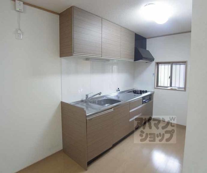 【桂稲荷山町貸家31-33】