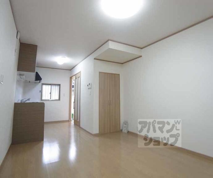 【桂稲荷山町貸家31-33】