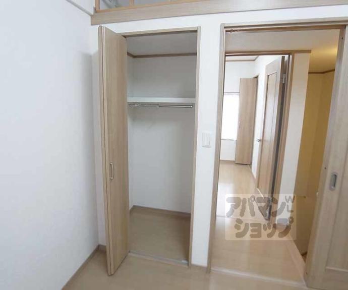 【桂稲荷山町貸家31-33】