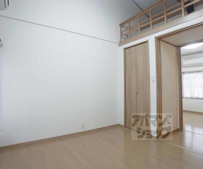 【桂稲荷山町貸家31-33】