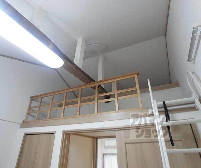 【桂稲荷山町貸家31-33】