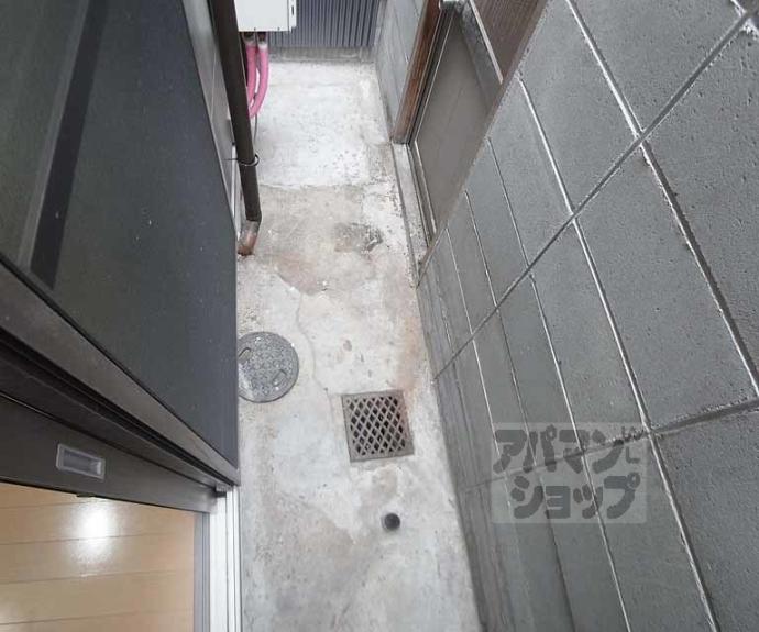 【桂稲荷山町貸家31-33】