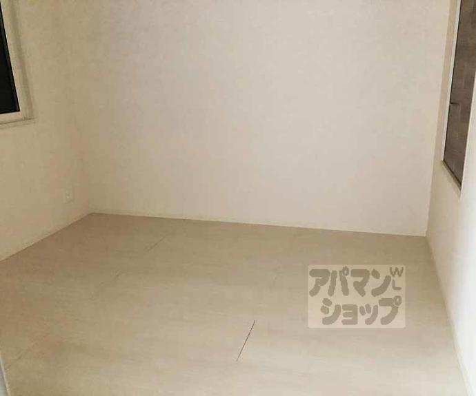 【シャルモント勝竜寺】間取