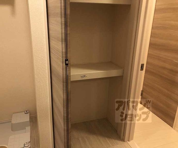 【シャルモント勝竜寺】間取