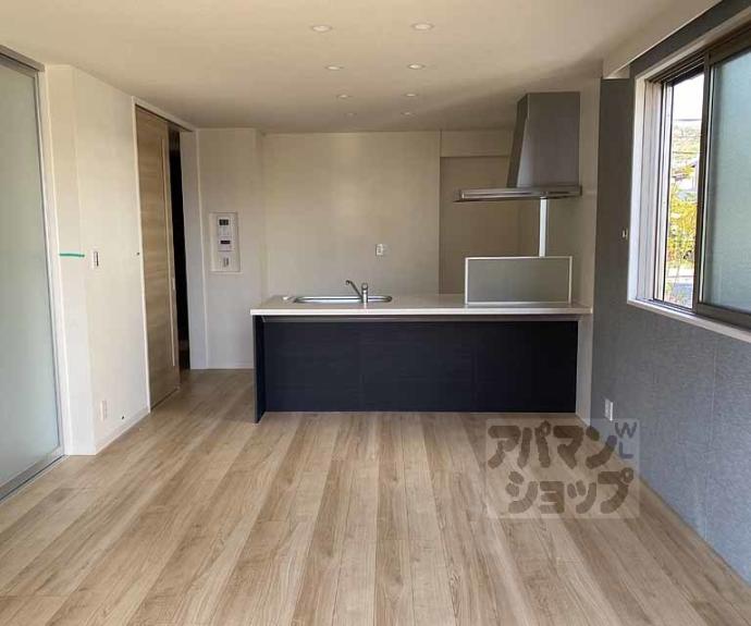 【神楽グレース上桂】間取