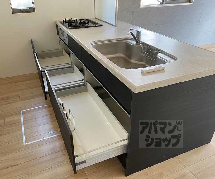 【神楽グレース上桂】間取