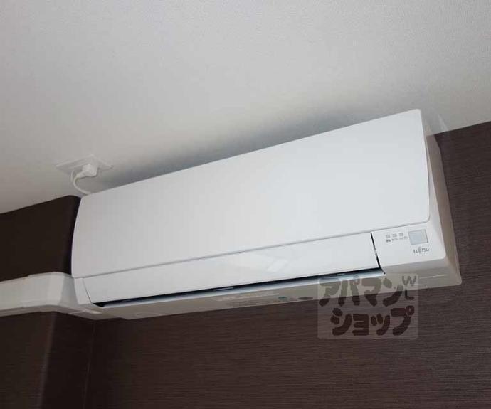 【エルヴィータ長岡】間取