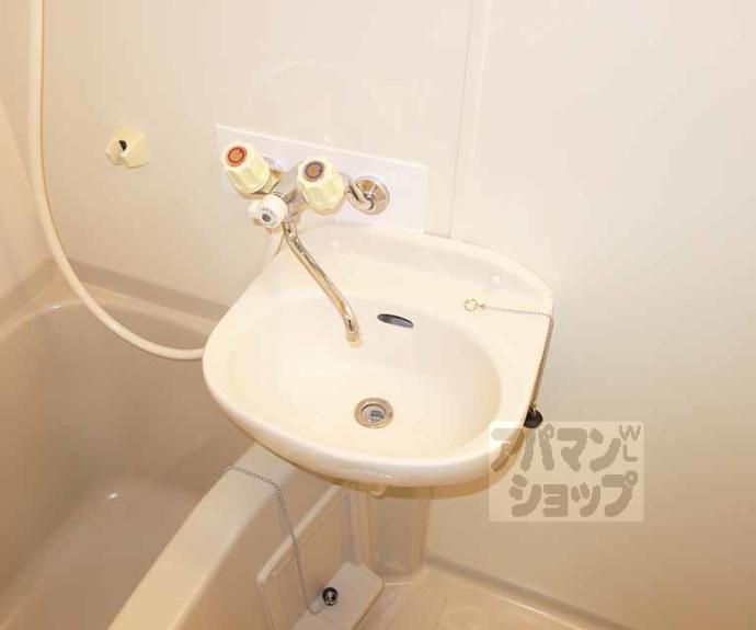 【ＮＯ－ＳＩＤＥ】間取