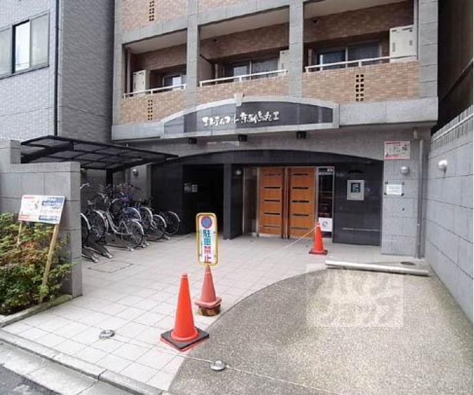 【エステムコート京都烏丸Ⅱ】間取