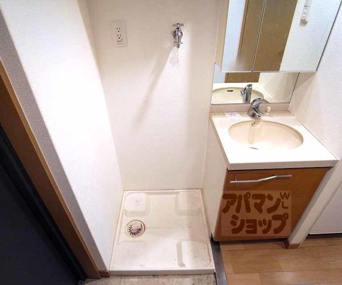 【エステムコート京都烏丸Ⅱ】間取