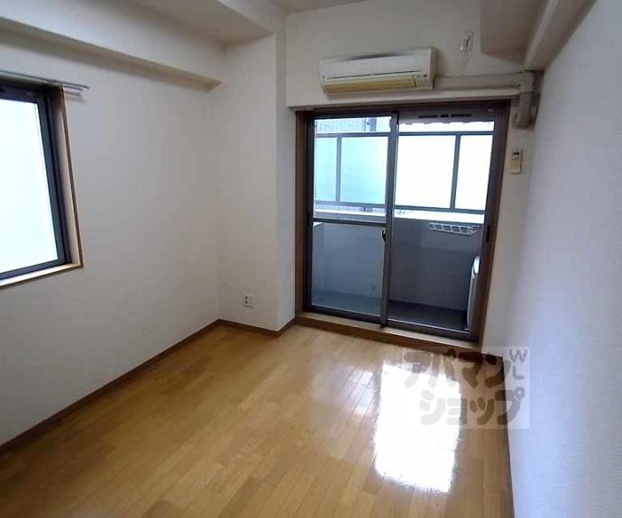 【エステムコート京都烏丸Ⅱ】間取