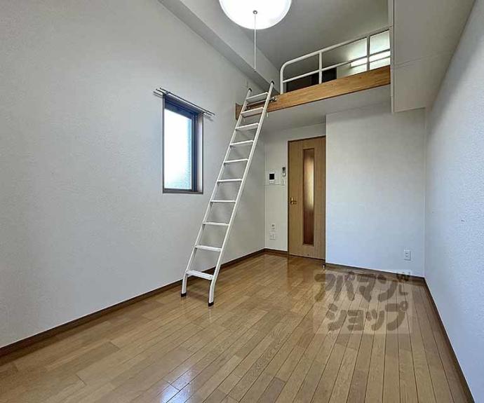 【エステムコート京都烏丸Ⅱ】間取