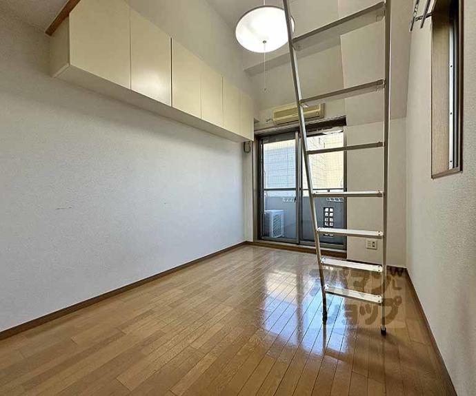 【エステムコート京都烏丸Ⅱ】間取